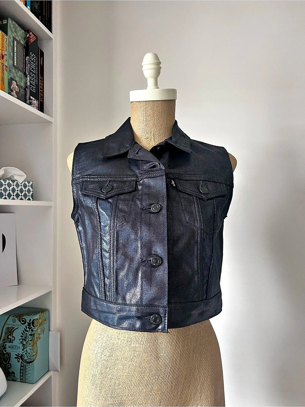 Levi's XS Vest Black Denim Vest NWT
